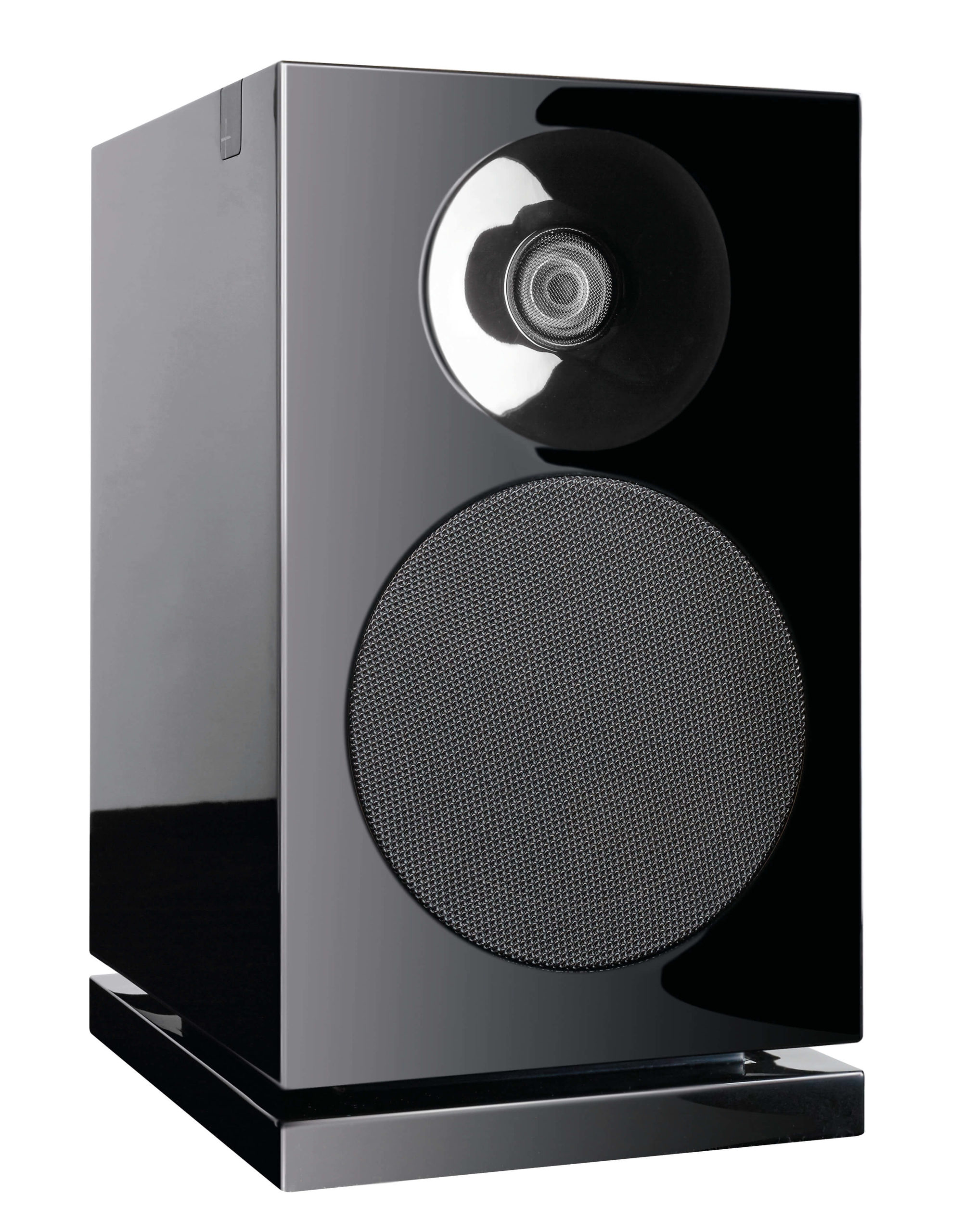 PLATINUM_two-blk-front-sde-HR