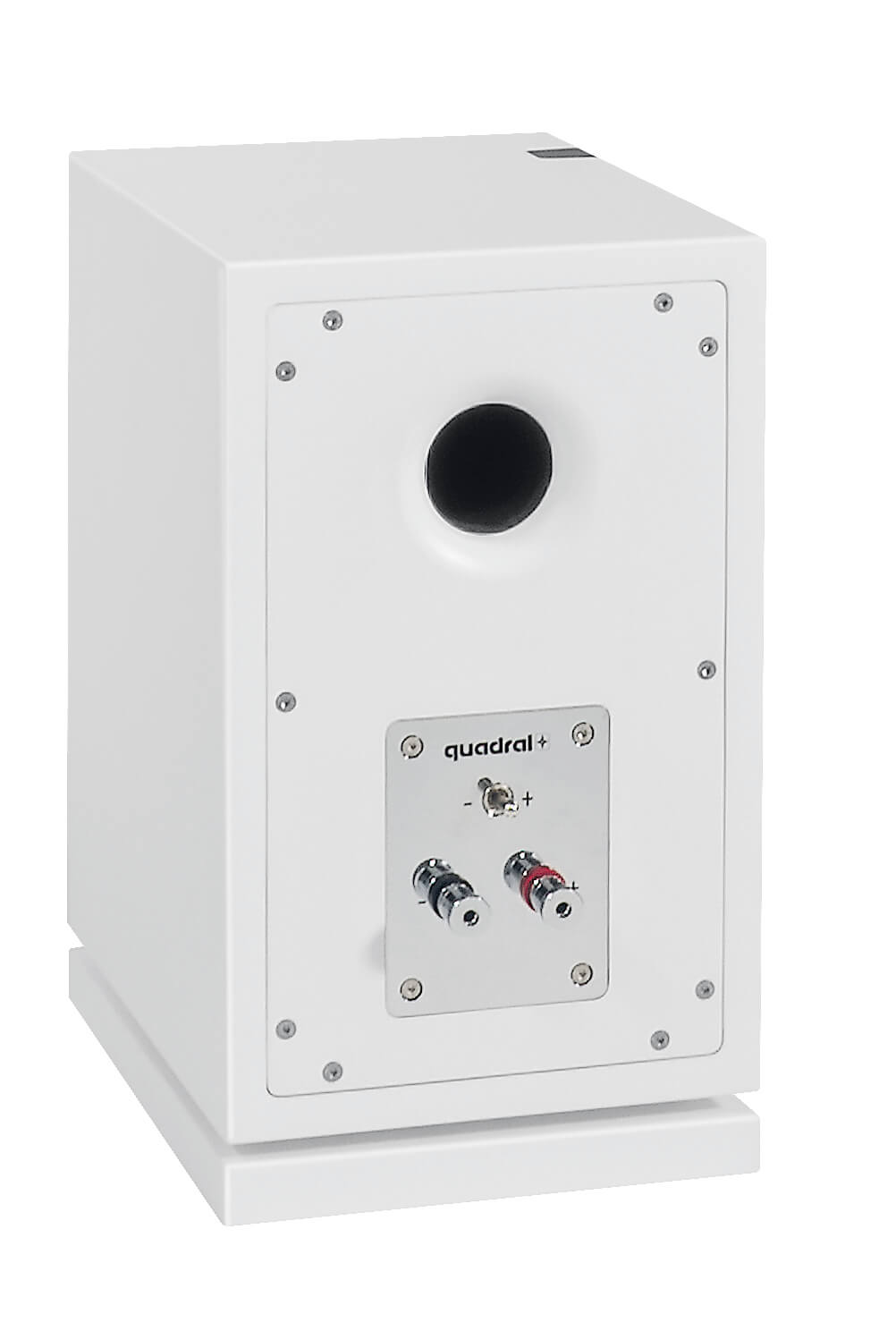 PLATINUM_two-wht-rear-side-HR